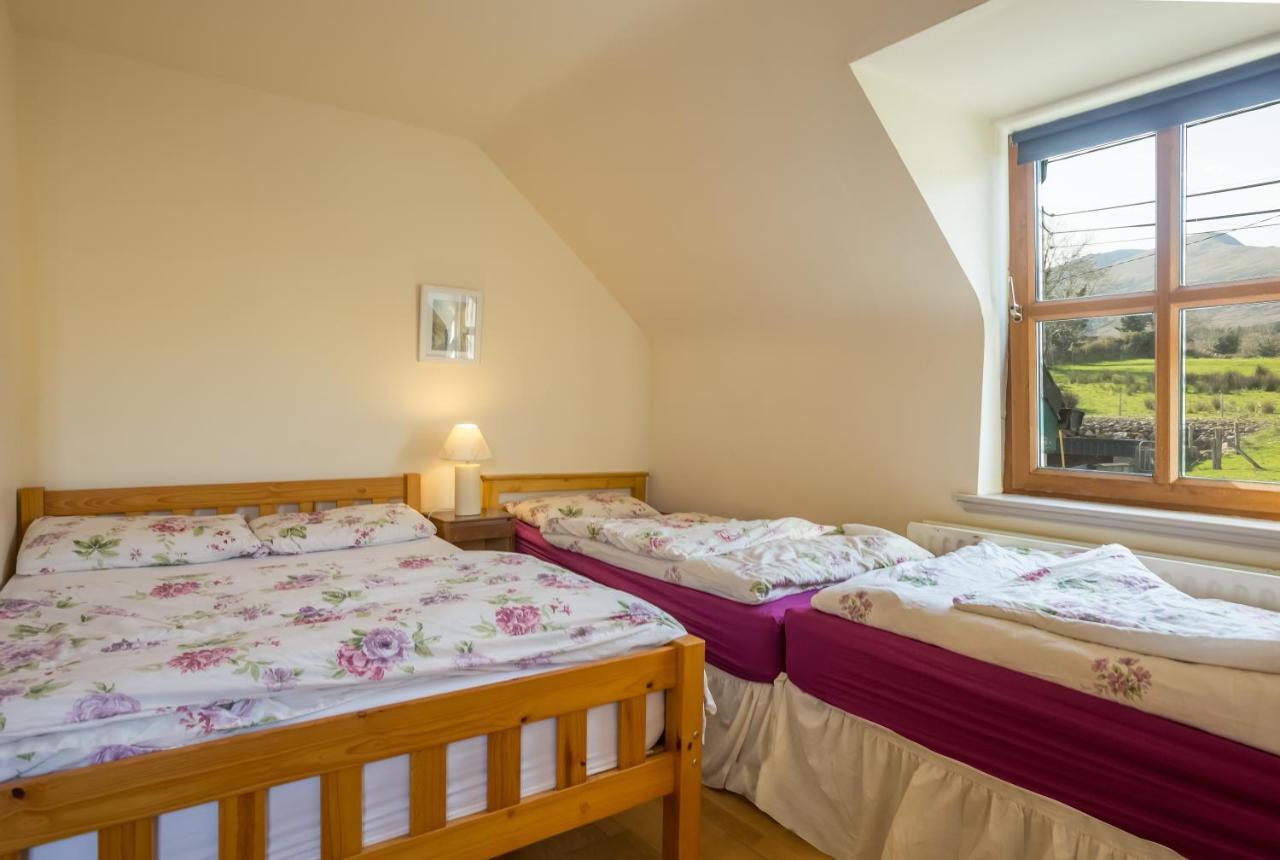 Mount Brandon Hostel Cloghane 외부 사진